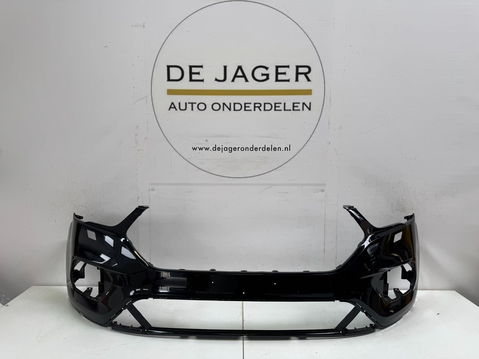 Pare-chocs avant Ford Kuga MK2 restyl GV44-17757-A, Pare-chocs, Info@ford.com, Avant, Ford Motor Company