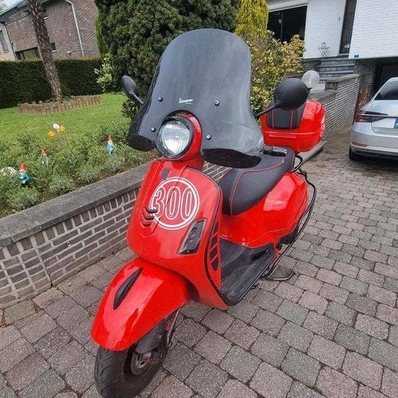Piaggio vespa GTS 300, Fietsen en Brommers, Scooters | Overige merken, Ophalen, Gebruikt
