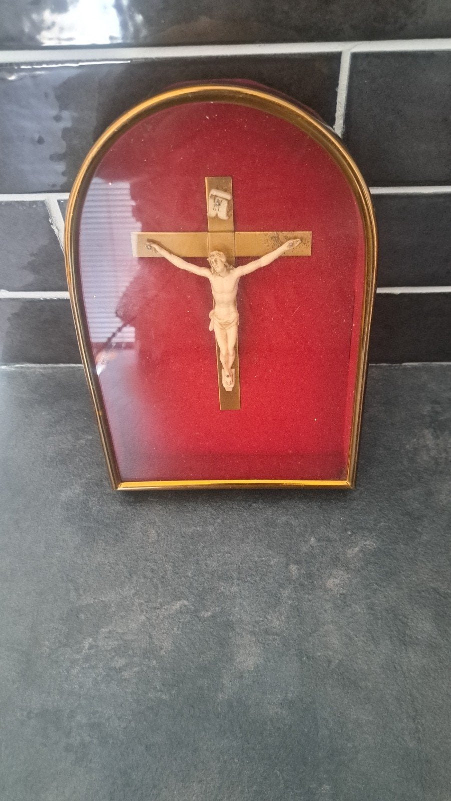 Kruis in kadertje Jezus, Antiek en Kunst, Ophalen of Verzenden