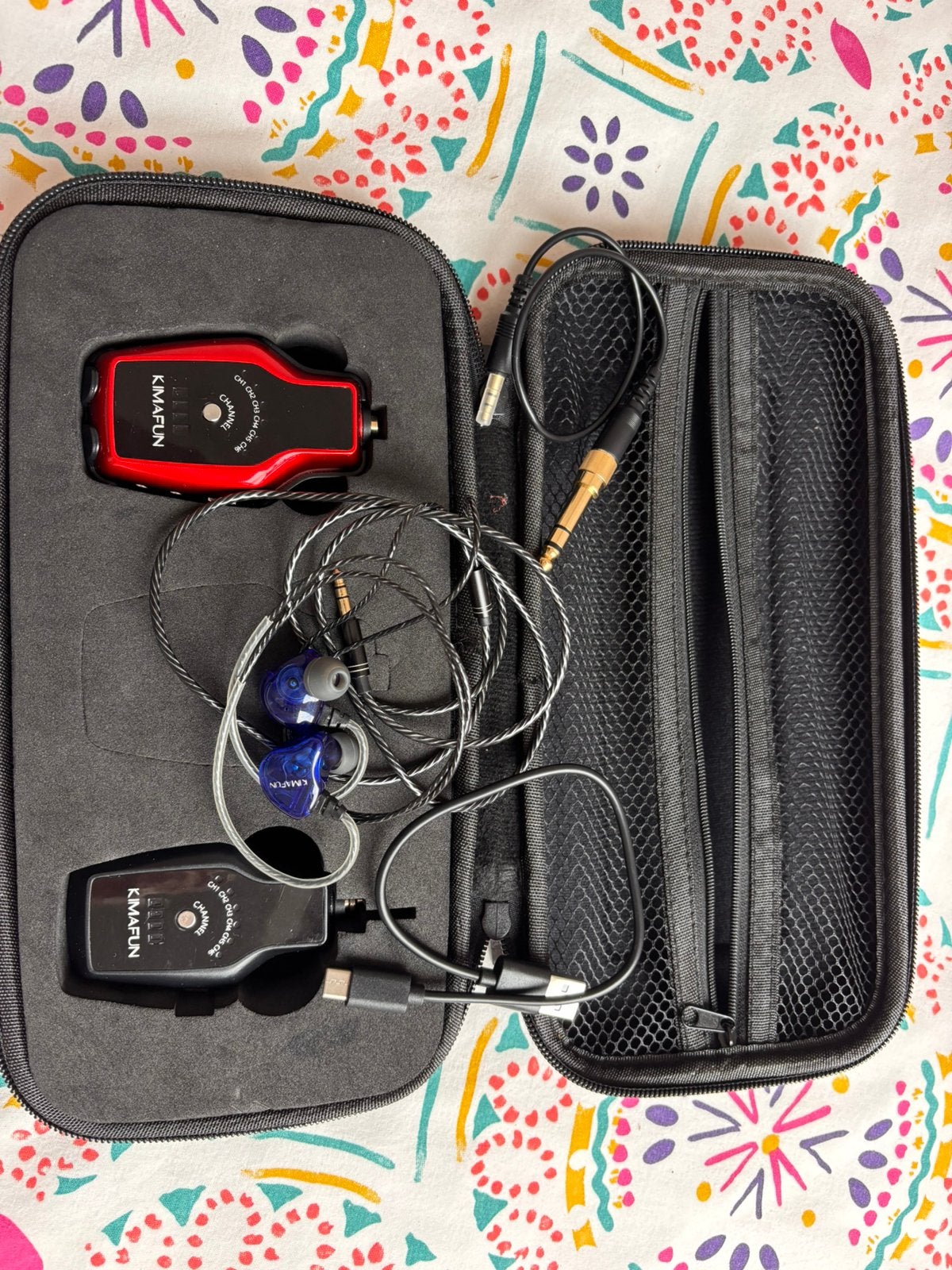 In ear kimafun+ émetteur / récepteur 6 canaux, Audio, Tv en Foto, Professionele apparaten, Ophalen of Verzenden, Zo goed als nieuw