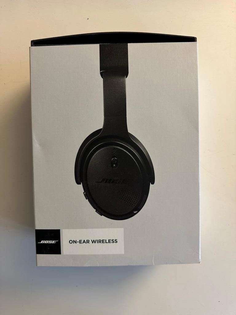 Bose On-Ear draadloze Bluetooth hoofdtelefoon, Ophalen, Zo goed als nieuw, Op oor (supra aural), Draadloos