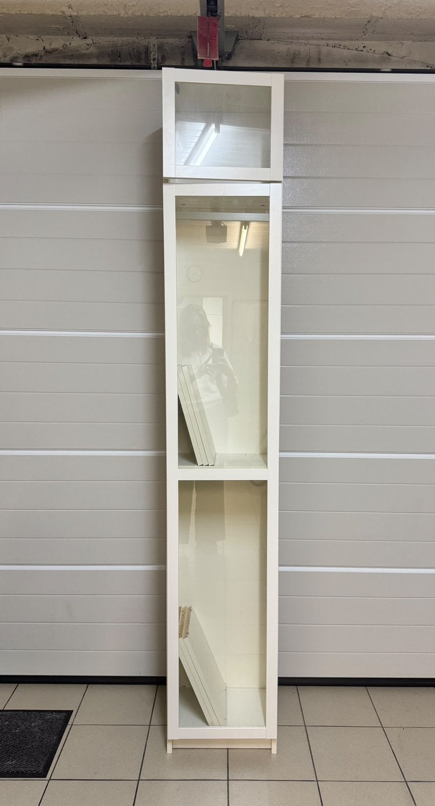 Vitrine, 25 à 50 cm, Avec porte(s), Comme neuf, Enlèvement