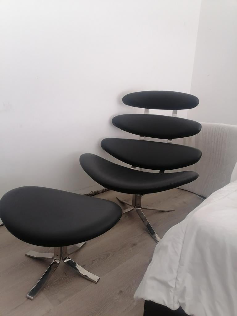 design fauteuil met  ottoman jaren 60-70 zwart leder, Huis en Inrichting, Fauteuils, Ophalen