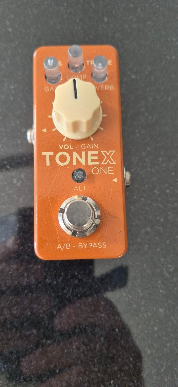 Tonex one double special edition, Ophalen of Verzenden, Zo goed als nieuw