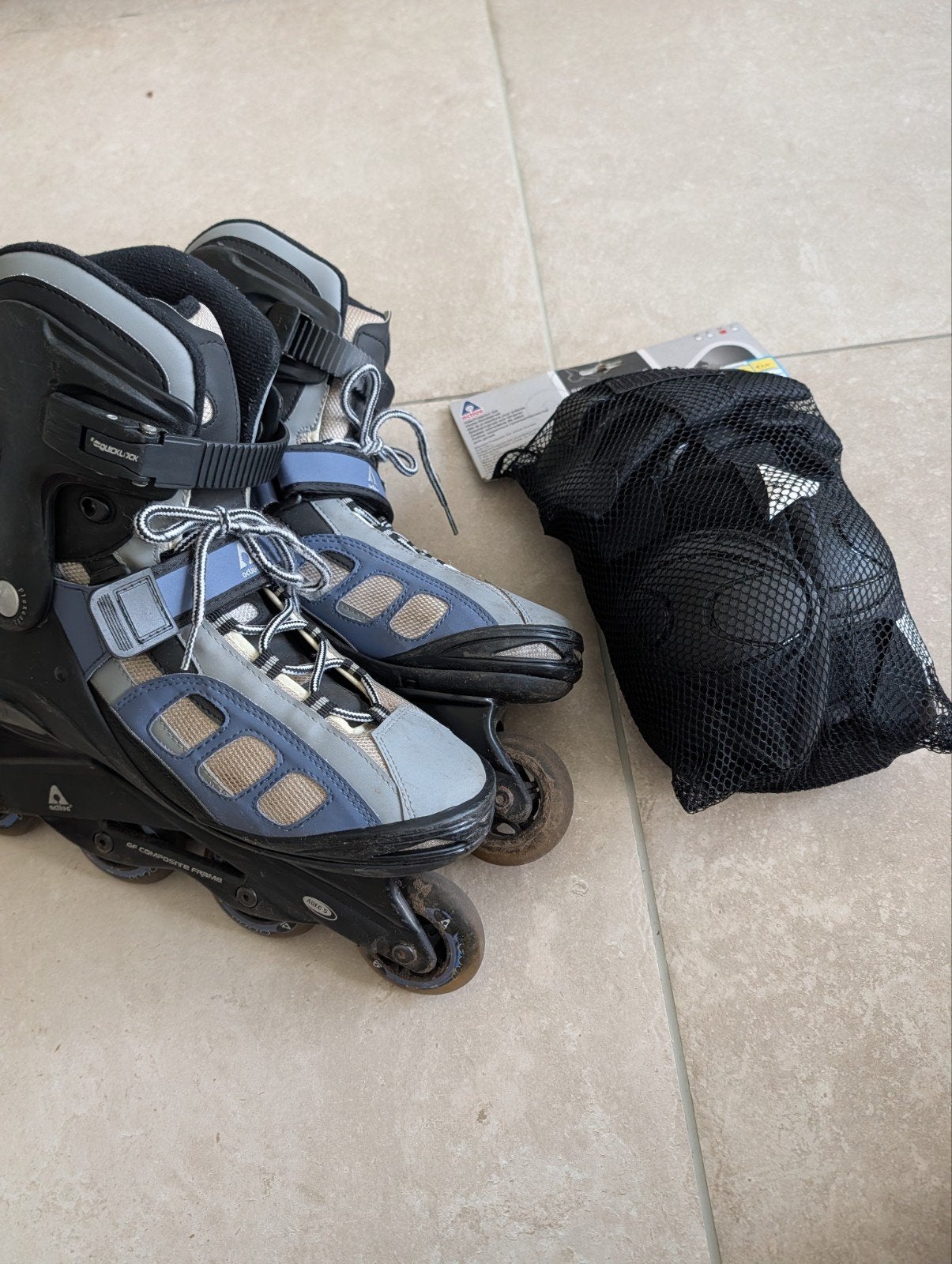 Rollerskates maar 44 + bescherming (universeel), Ophalen