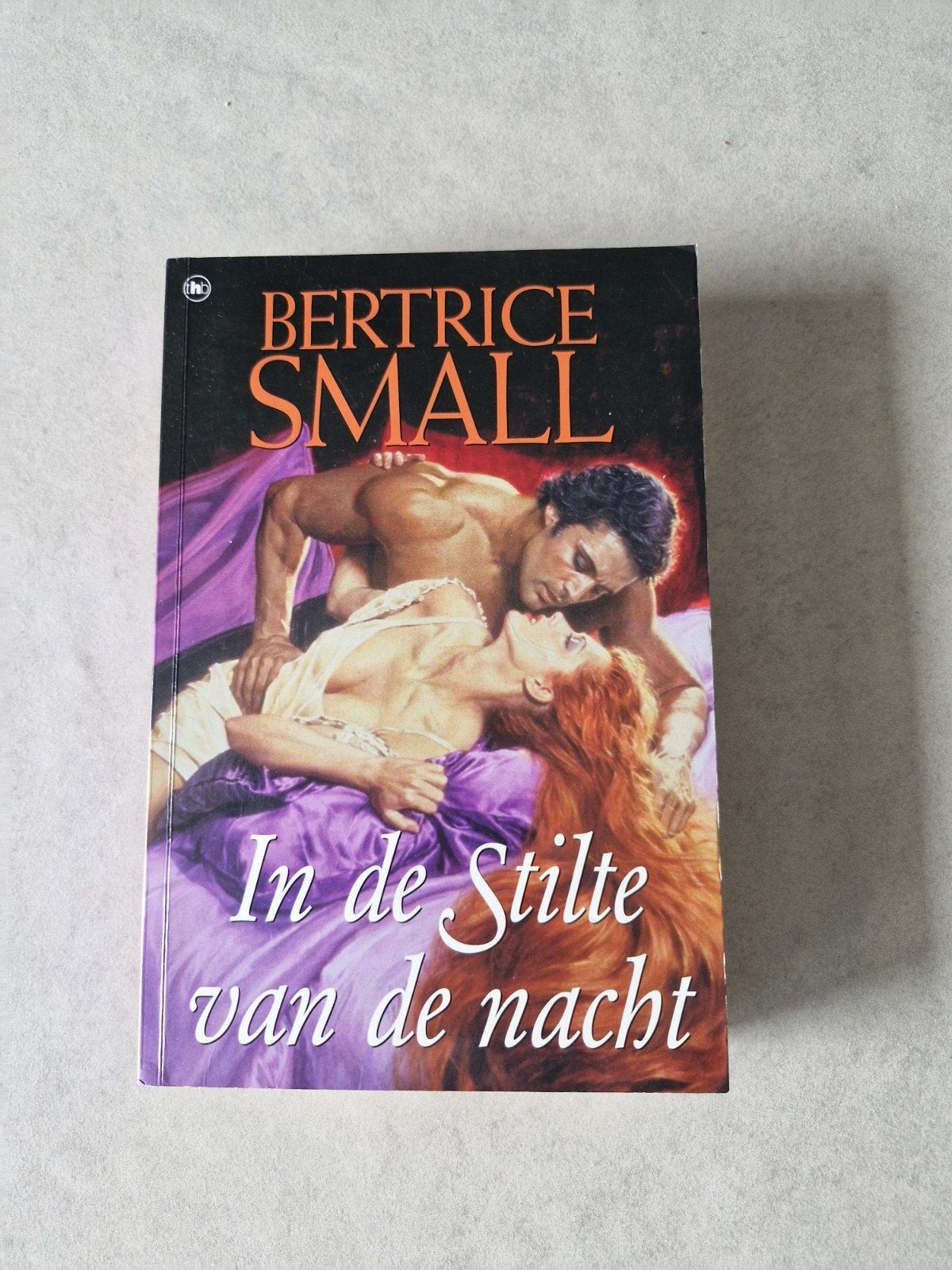 In de stilte van de nacht - Bertrice Small, Boeken, Gelezen, Ophalen of Verzenden, Amerika, Bertrice Small