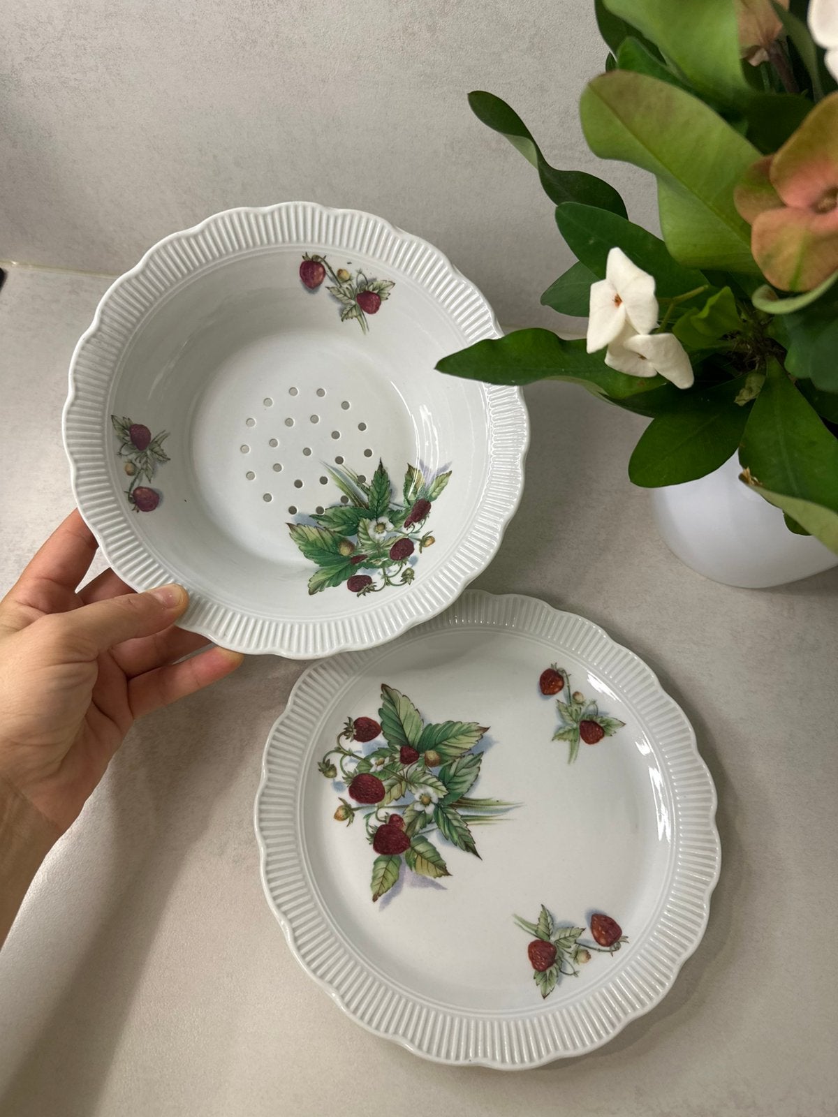 Vintage fruitzeef / aardbeienzeef met schaal, Antiek en Kunst, Ophalen of Verzenden