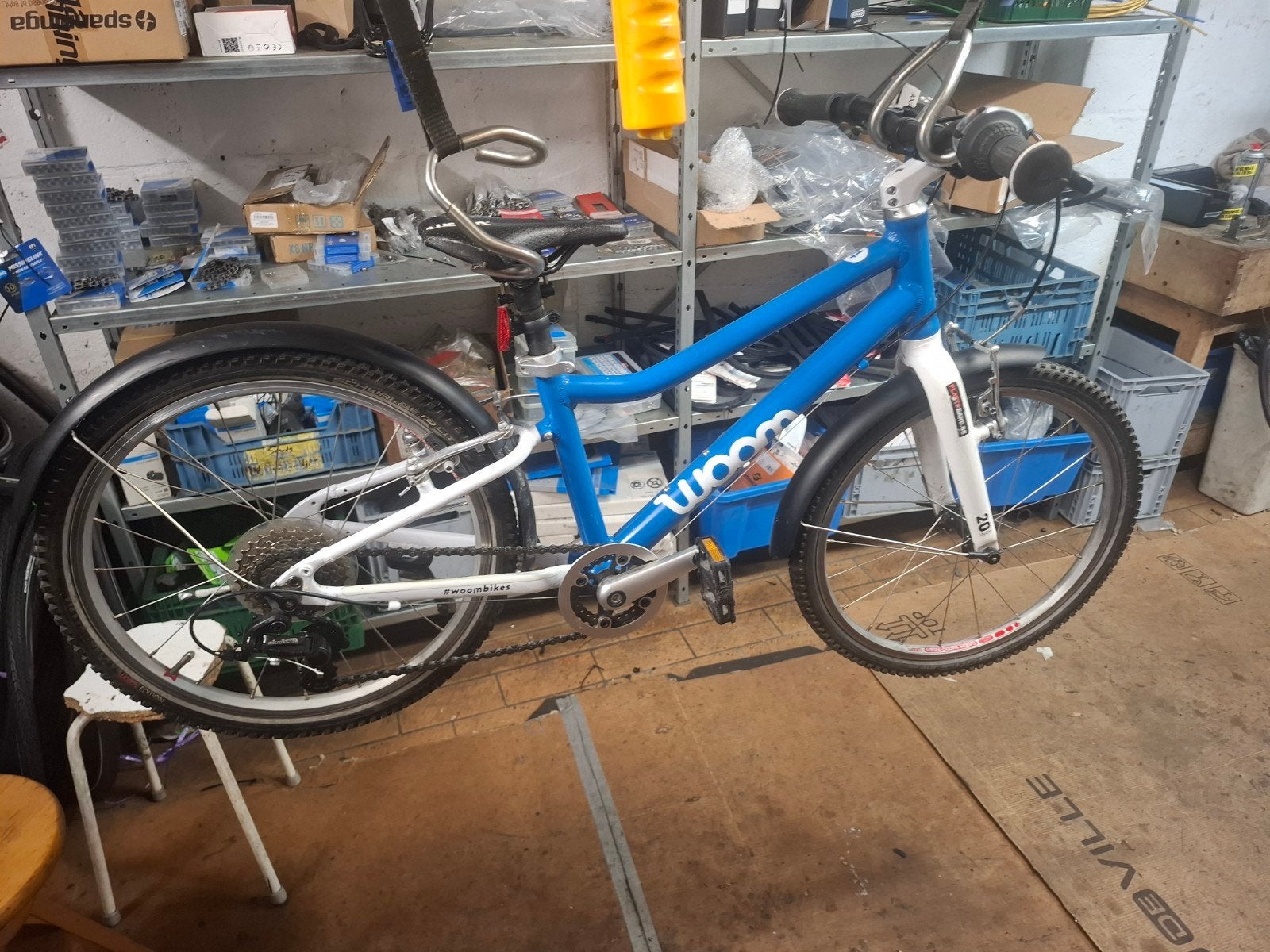 Woom go 4 met pikkel en spatborden, Fietsen en Brommers, Ophalen