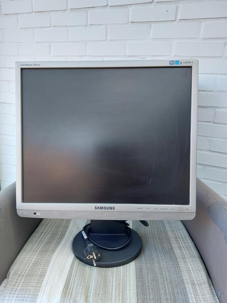 Computerschermen, Ophalen