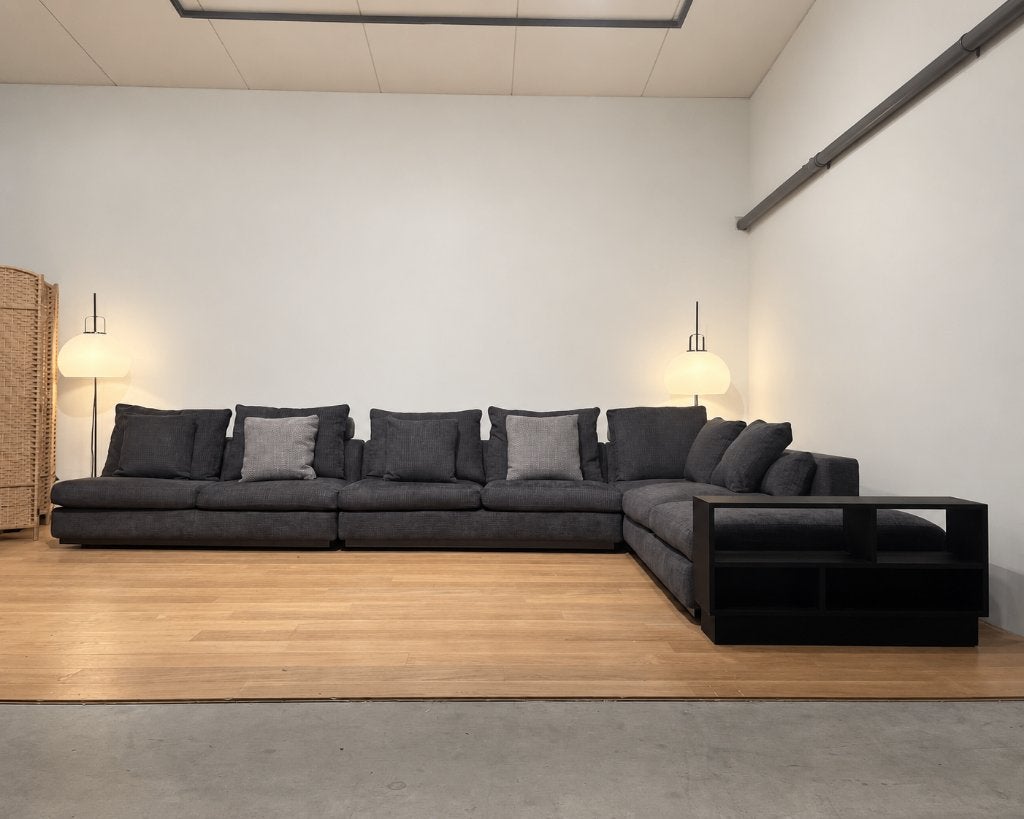 ZGAN Minotti Andersen Hoekbank | NP €30.000, Hoekbank, 300 cm of meer, Ophalen of Verzenden, Zo goed als nieuw