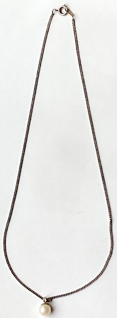 Chaine avec une perle, Avec pendentif, Utilisé, Argent, Argent
