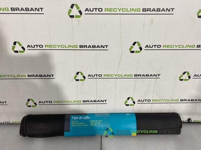 Coffre tapis d'un Renault Scenic, -, 3 mois de garantie, Utilisé, -