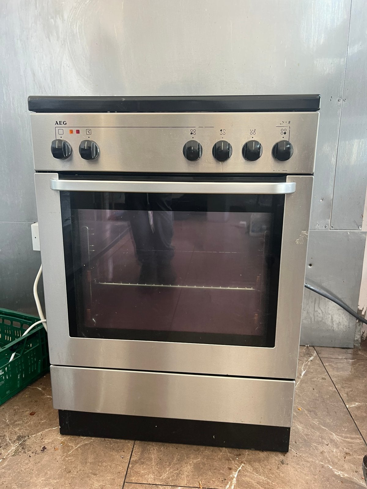 Cuisiniere électrique de marque AEG, Electroménager, Enlèvement, Comme neuf, Électrique