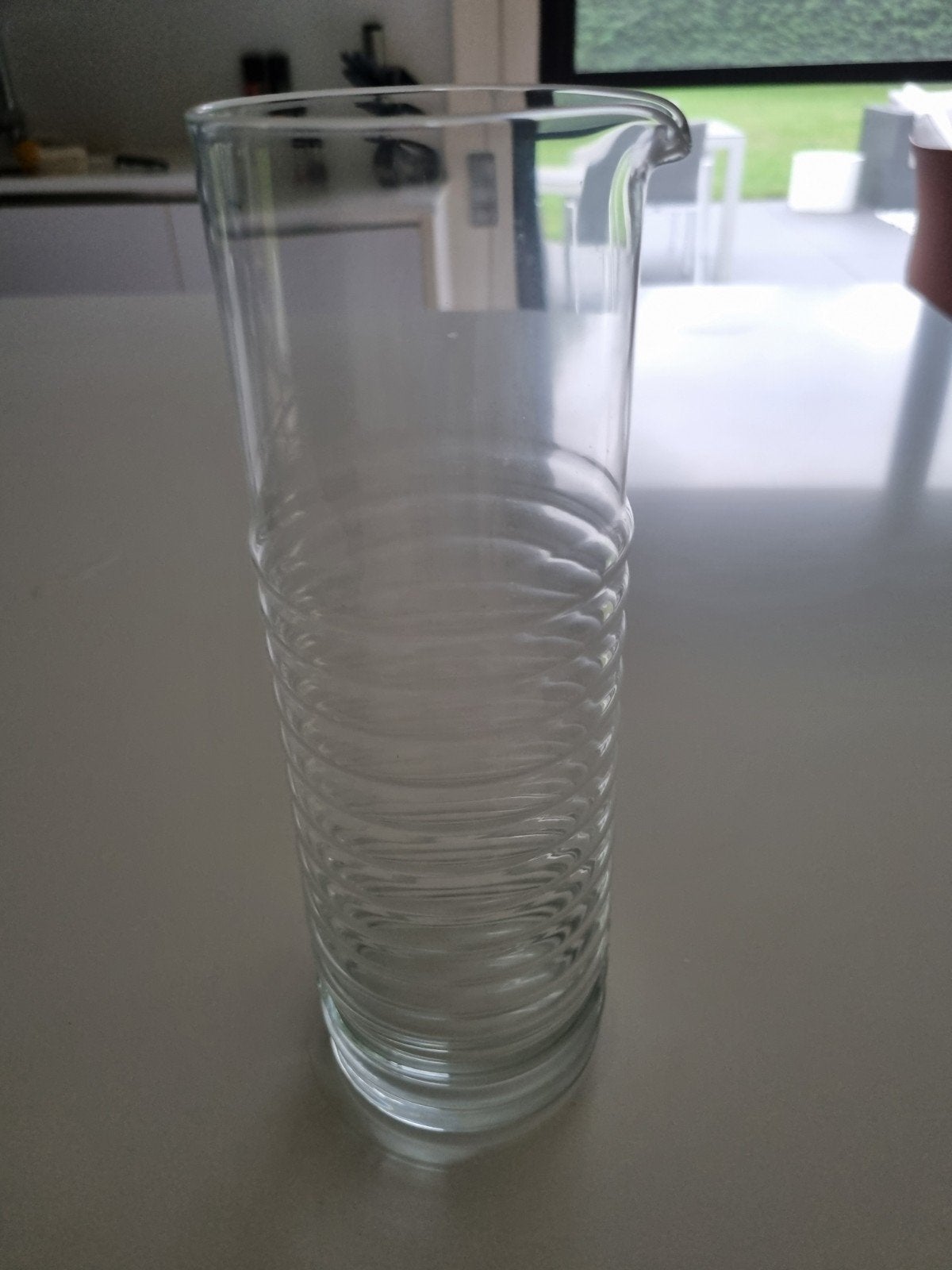 Carafe à eau design, Comme neuf, Verre, Avec motif/texture, Transparent