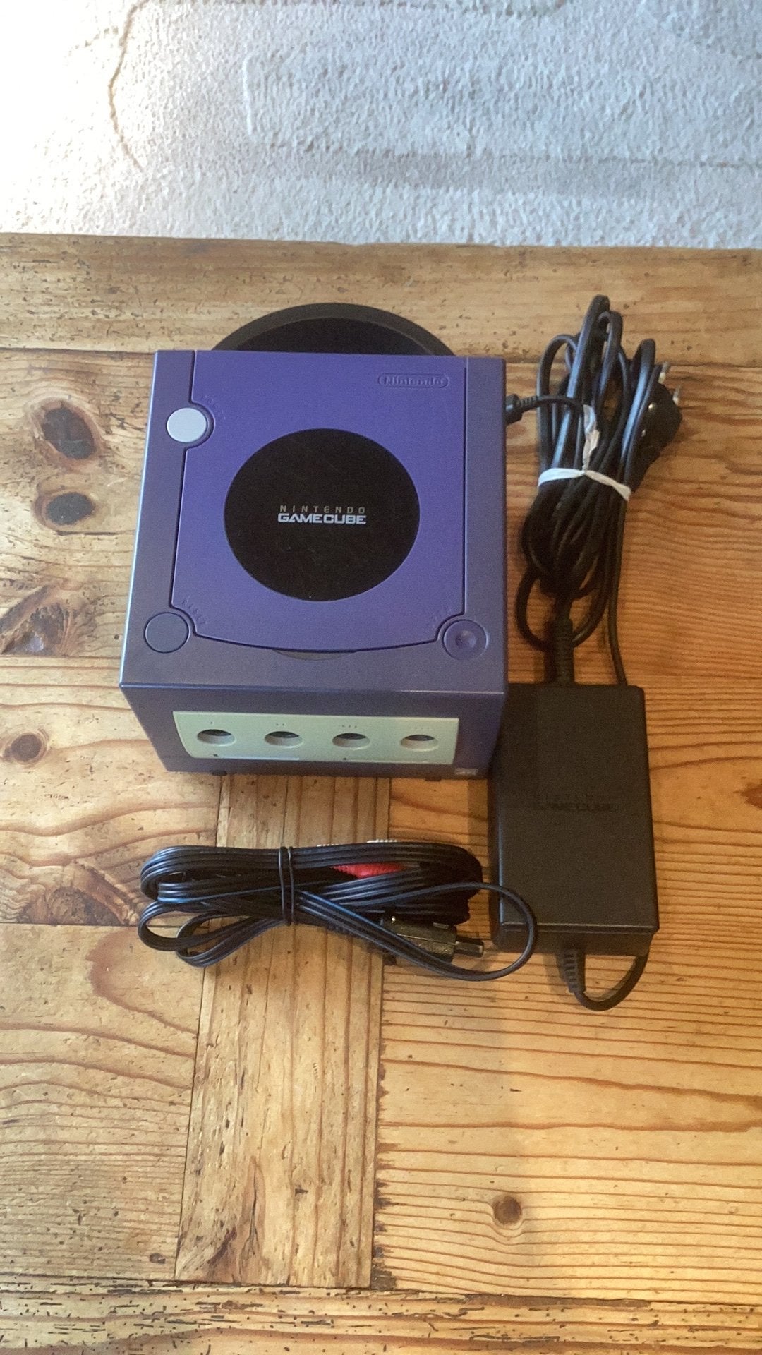 Nintendo gamecube blauw met voeding en video kabel, Ophalen of Verzenden, Zo goed als nieuw, Paars, Zonder controller