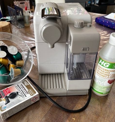 De’Longhi Nespresso Lattissima Touch – wit, Electroménager, Cafetières, Comme neuf, Dosettes et capsules de café, Cafetière, 1 tasse