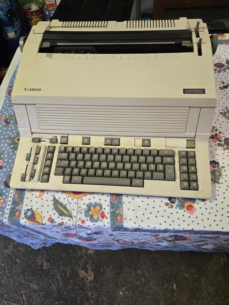 Oude typemachine, Diversen, Typemachines