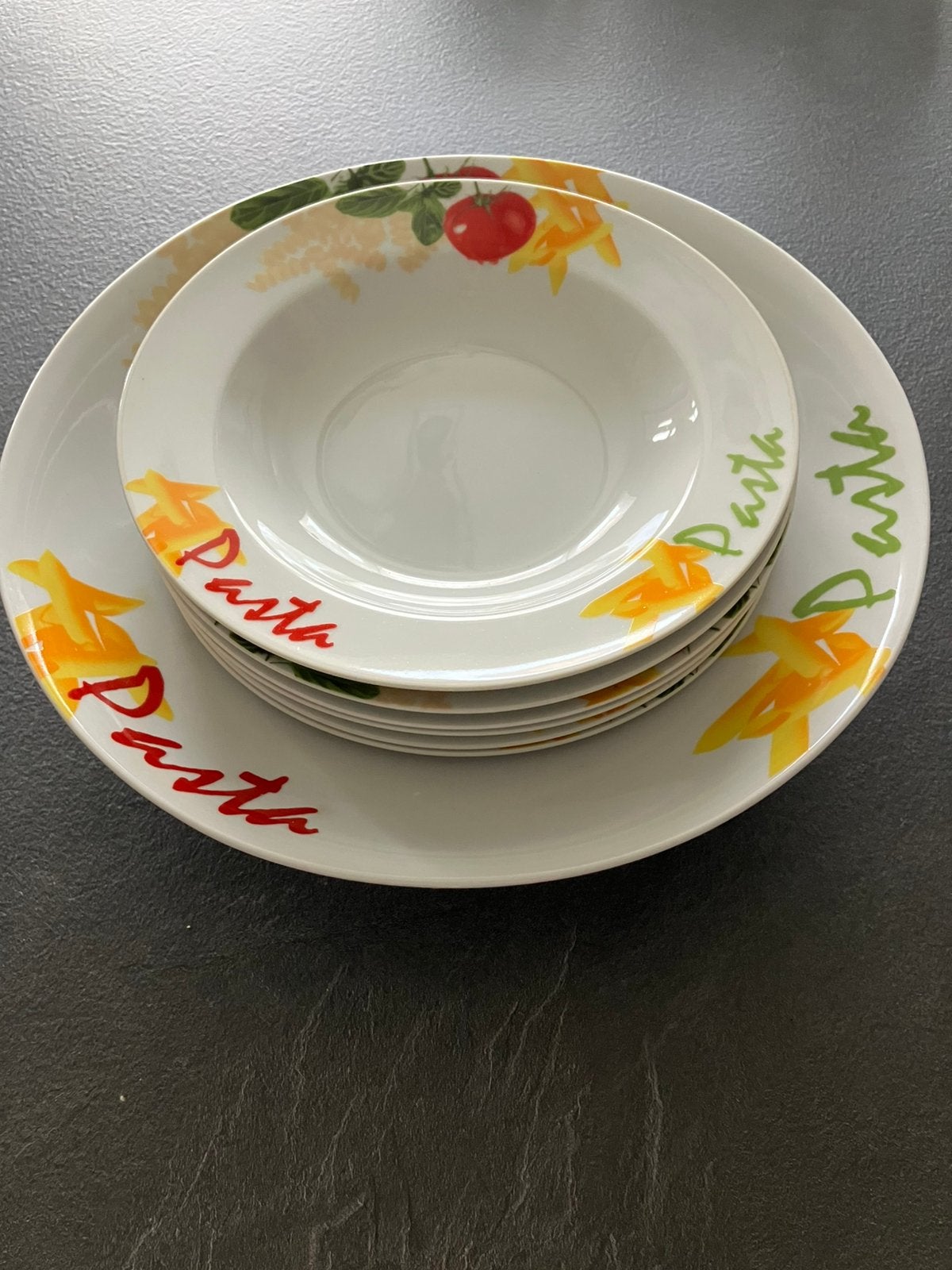 Set spaghetti borden, Huis en Inrichting, Ophalen, Zo goed als nieuw, Bord(en)