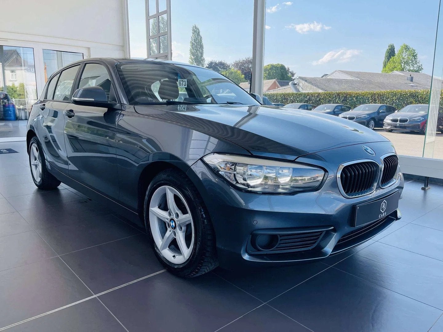 BMW 1 Serie 118 iA * GARANTIE + GPS + AIRCO * (bj 2019), Auto's, BMW, Gebruikt, Euro 6, 1885 kg, 136 pk