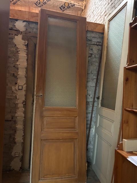 Portes en bois massif à donner, Enlèvement