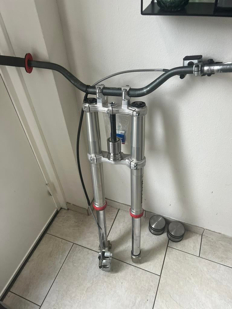 Surron light bee ktm 85 voorvork + wiel + brembo brakes, Enlèvement ou Envoi