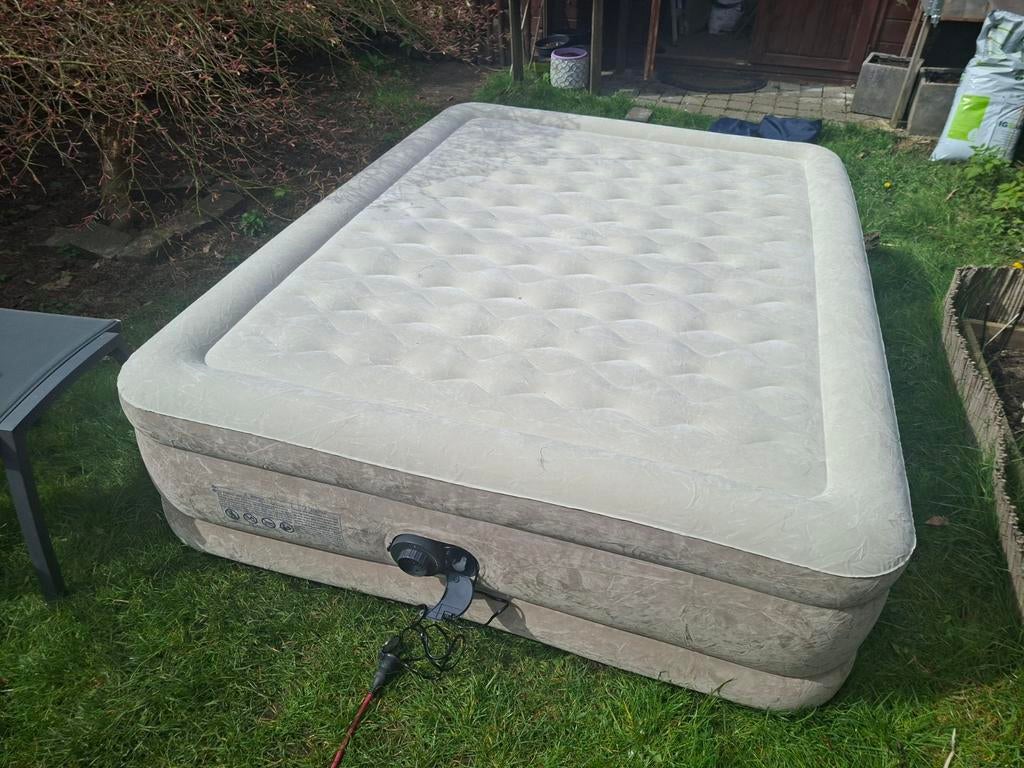 Matelas gonflable électrique Intex, Caravanes & Camping, Enlèvement
