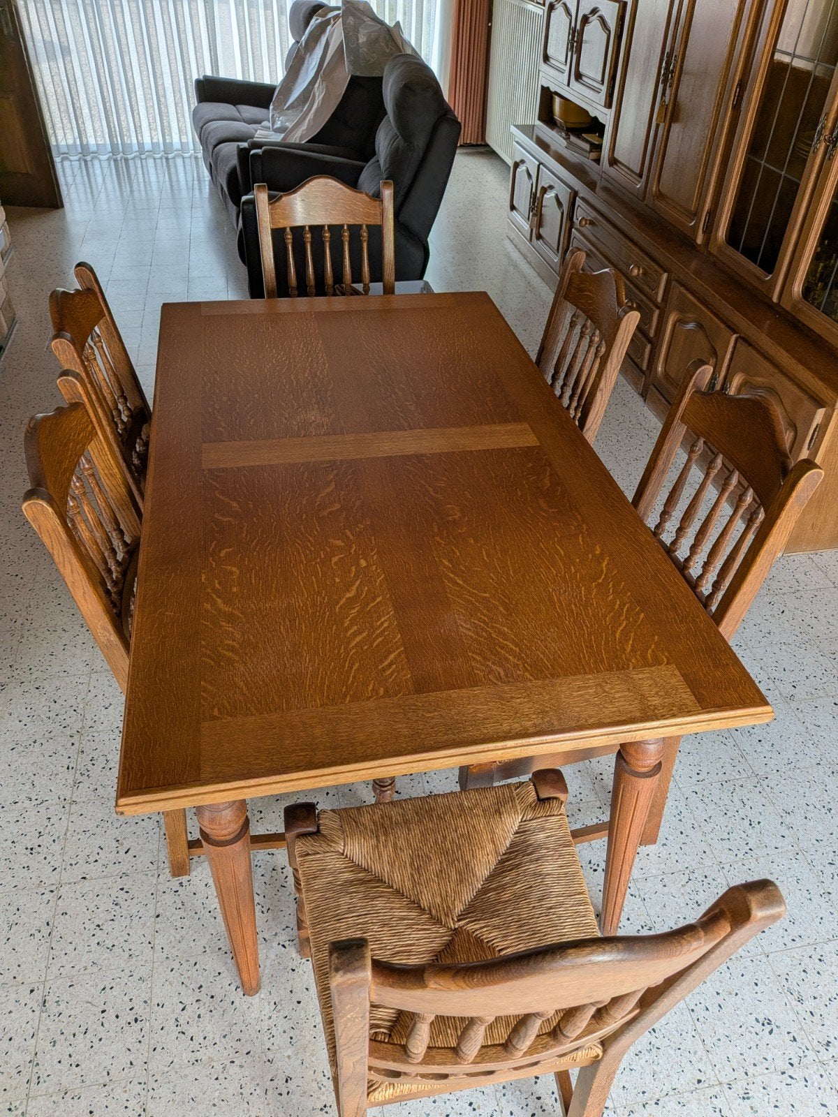keukentafel met 6 stoelen, Ophalen