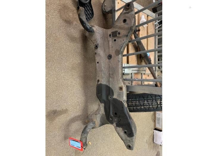 Subframe van een Mitsubishi Lancer, -, 3 mois de garantie, Utilisé, Mitsubishi