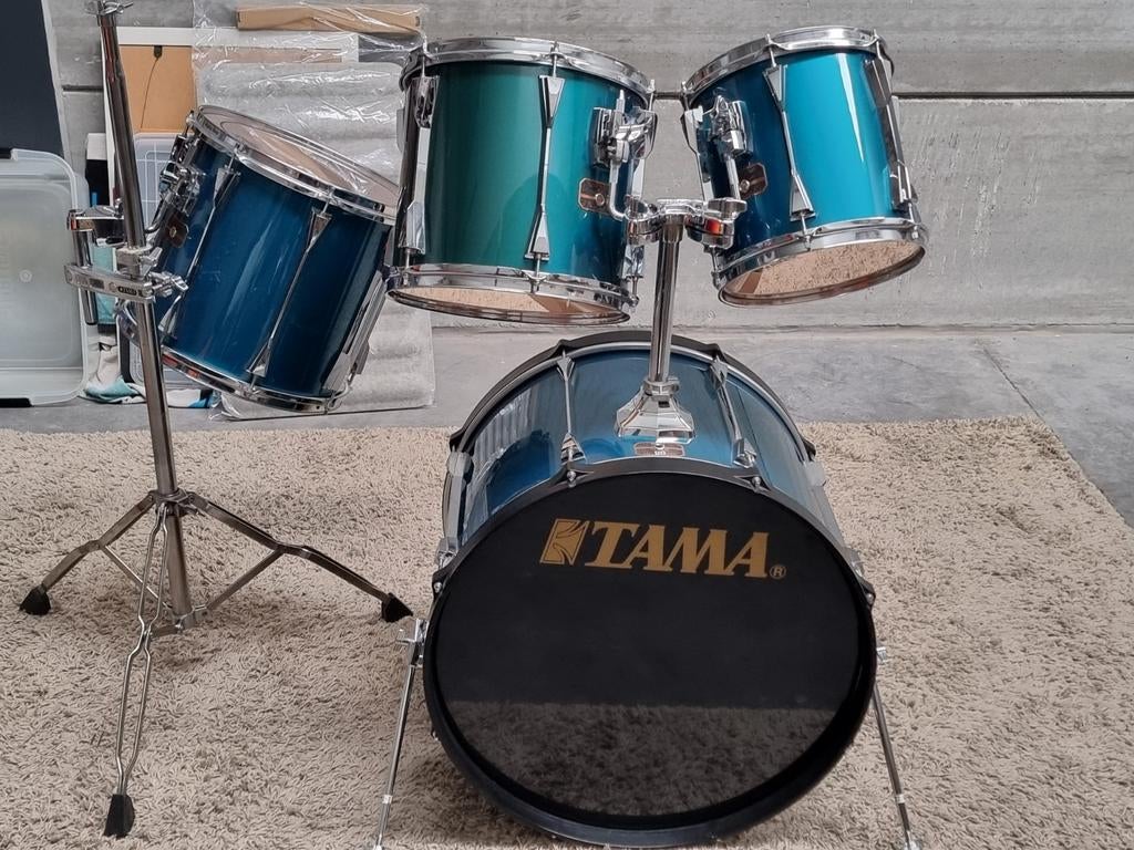 Tama artstar ES Blauw, Enlèvement, Tama