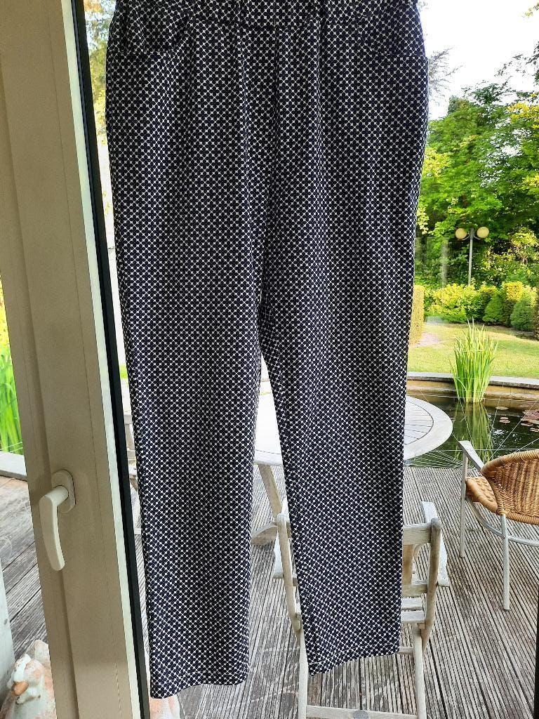 Toffe broek CAPUCHINO - M, Kleding | Dames, Broeken en Pantalons, Maat 38/40 (M), Overige kleuren, Ophalen of Verzenden, Zo goed als nieuw