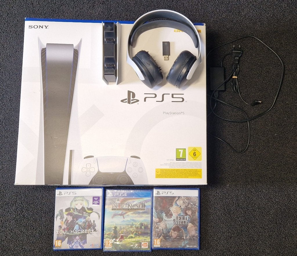 Sony PlayStation 5 Disc Edition (825GB) + Pulse 3D Headset, Consoles de jeu & Jeux vidéo, Enlèvement ou Envoi, Utilisé, Playstation 5