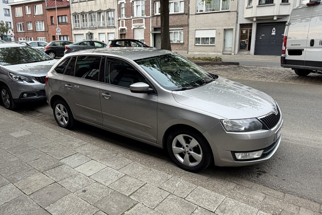Skoda Rapid 1.2TSI Spaceback ***Ambition/ Climatisation****, Autos, Skoda, 1197 cm³, Euro 5, Achat, 63 kW