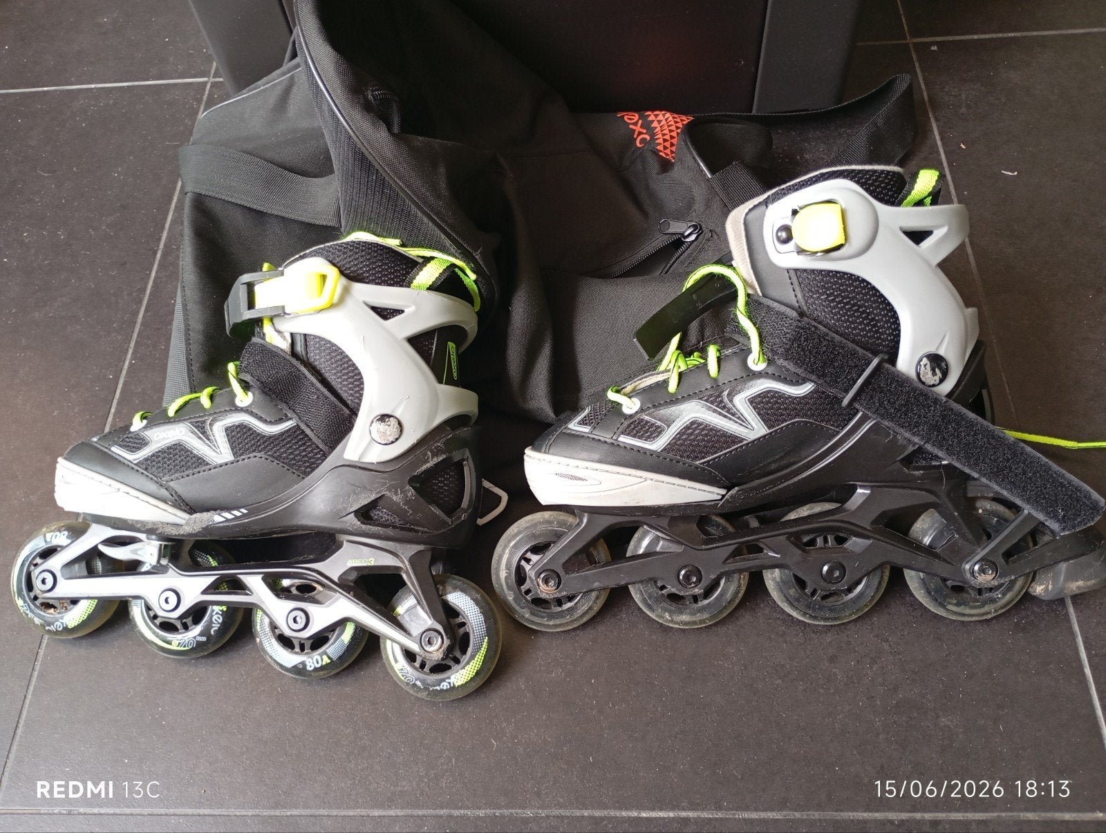 Patins à roulettes Oxelo  et housse, Autres marques, Rollers 4 roues en ligne, Réglable, Enlèvement