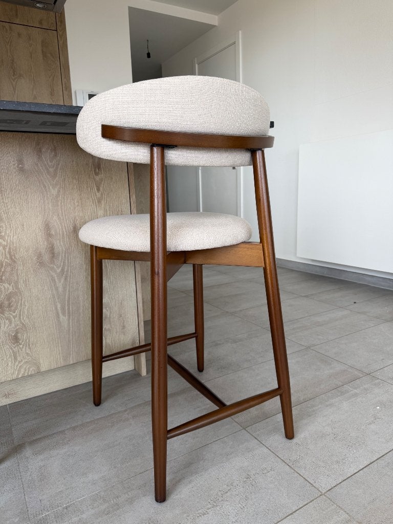 Barstoel / barkruk / japandi / walnoot, 1 kruk, Ophalen, Nieuw, 90 cm of meer