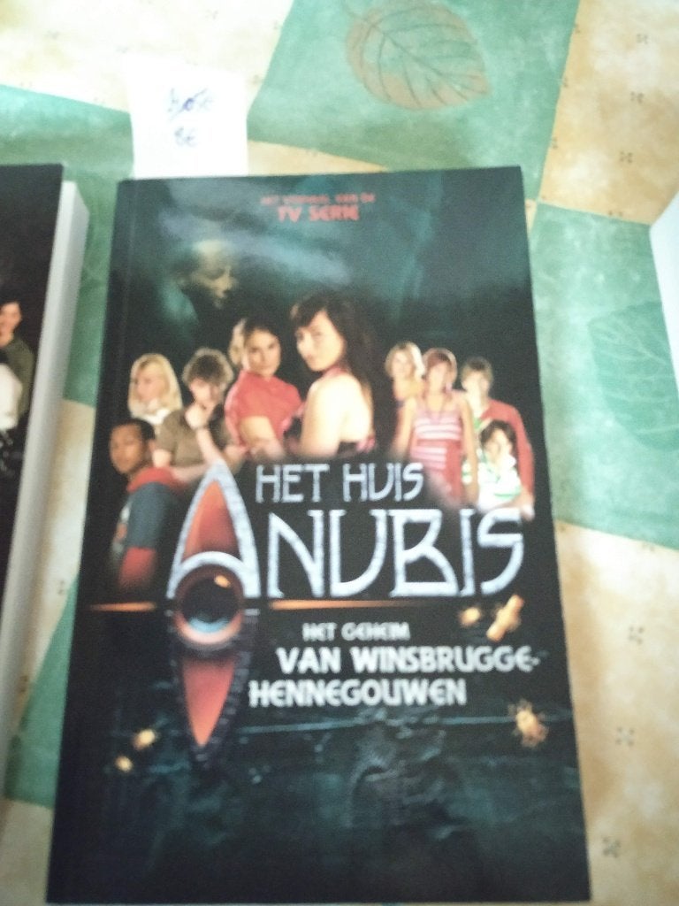 het huis Anubis "het geheim van winsbrugge hennegouwen nieuw, Ophalen of Verzenden, Nieuw