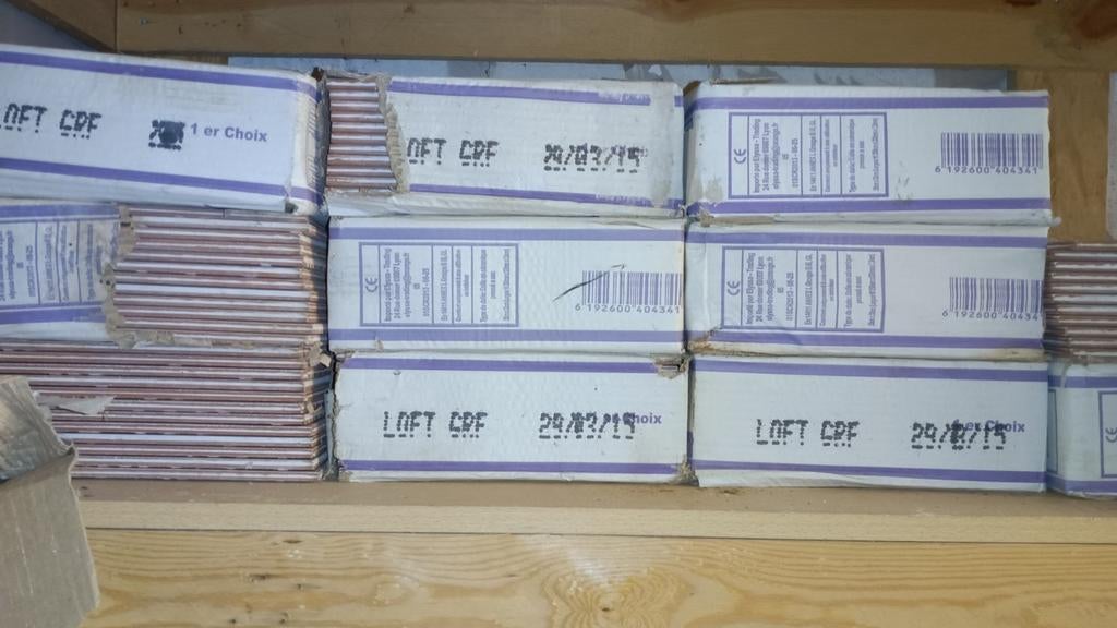 13 mètres carrés de carreaux muraux, Enlèvement