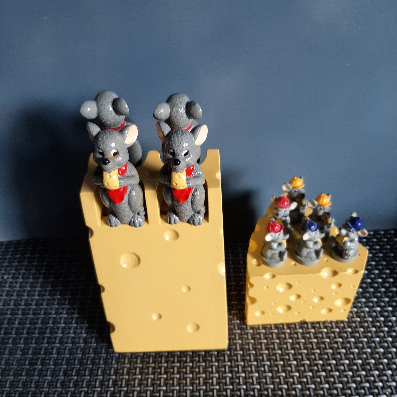 Piques à fromage, Enlèvement