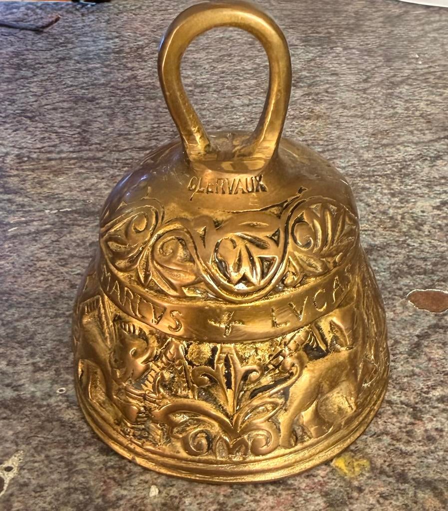Cloche ancienne, Ophalen, Brons