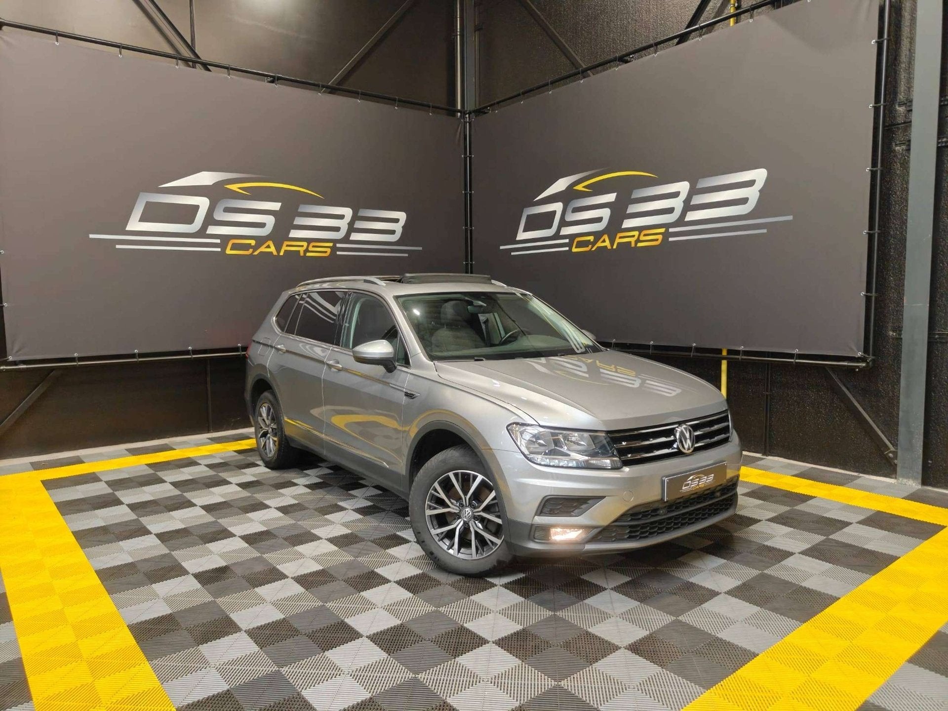 Volkswagen Tiguan Allspace 1.5 TSI Comfort 7-zit/Pano/Trekha, Argent ou Gris, Achat, Entreprise, 7 places