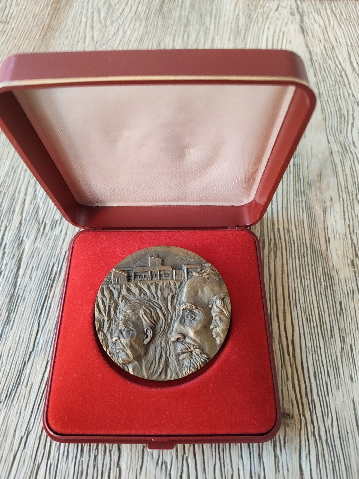 Médaille commémorative Jan Cobbaert 1980 Vander Stokken, Collections, Neuf, Autres marques, Enlèvement ou Envoi, Avec boîte
