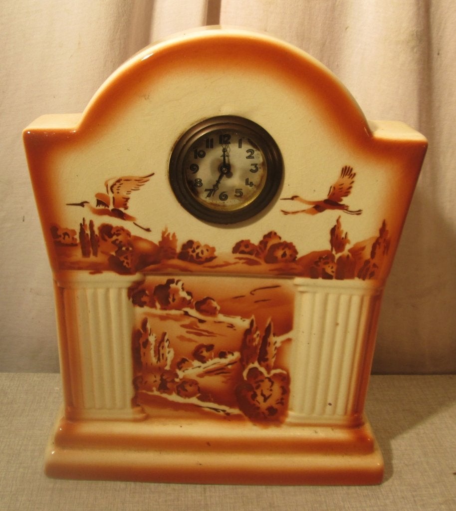 Horloge de table en céramique antique, Enlèvement ou Envoi