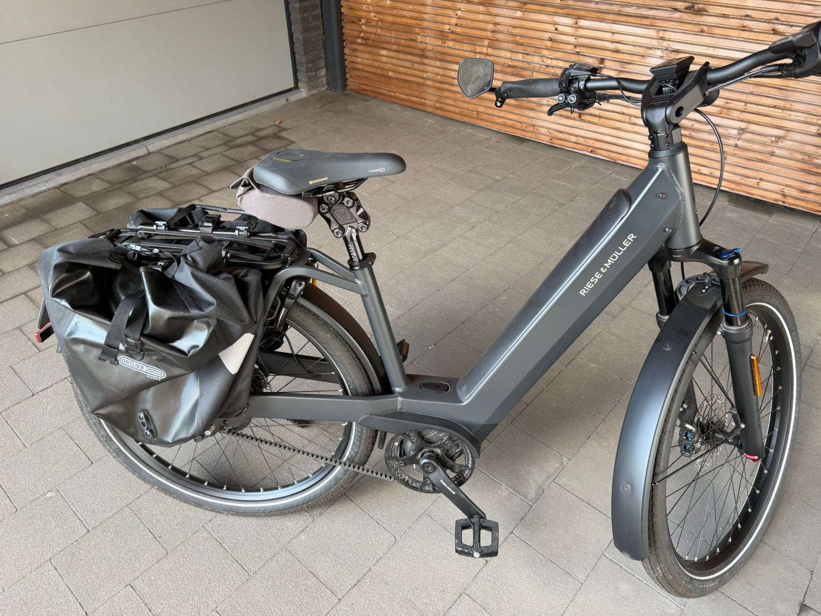 Riese & muller nevo 4 gt vario, Ophalen, Zo goed als nieuw
