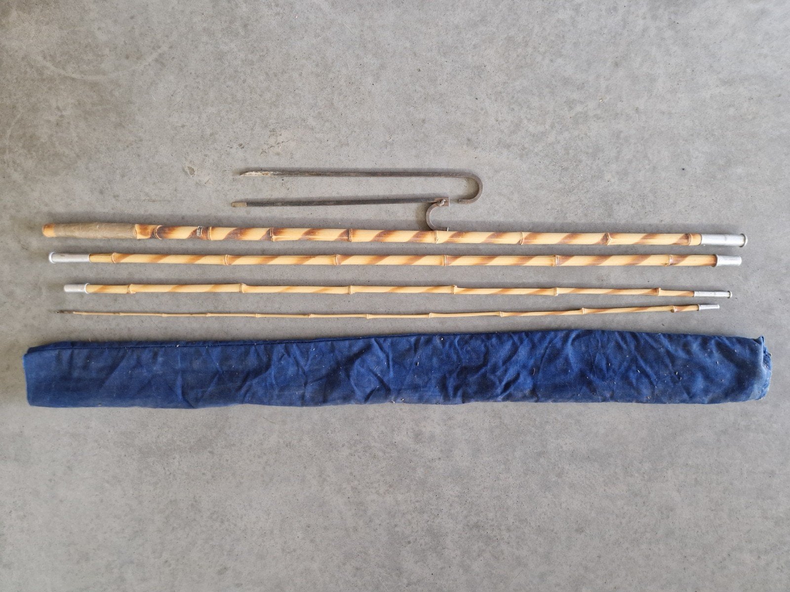 ​Antieke/Vintage Bamboe Vaste Stok Compleet, Watersport en Boten, Hengelsport | Witvissen, Ophalen