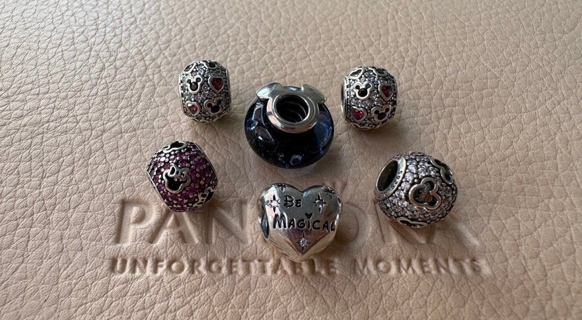 Pandora Disney Mickey Minnie, Pandora, Nieuw, Ophalen of Verzenden, 4 bedels of meer