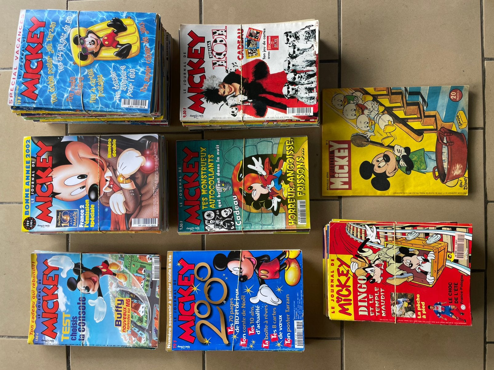 Lot de 117 hebdomadaires Mickey!!, Enlèvement, Utilisé