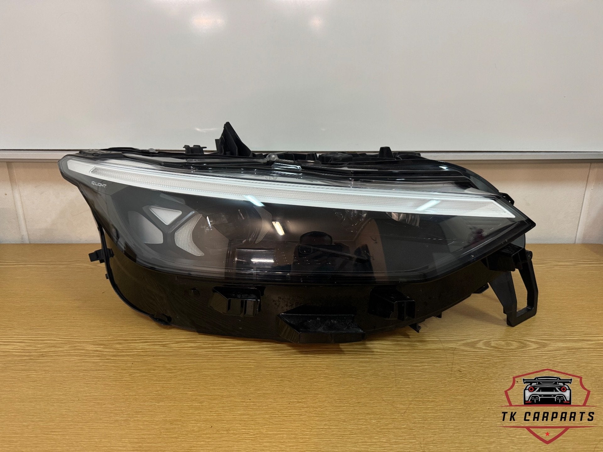 Volkswagen ID7 ID.7 iq lampe de phare droite, Volkswagen, Volkswagen AG, Vw@volkswagen.de, Utilisé