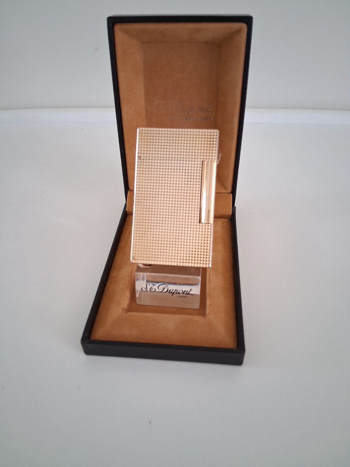 Briquet Dupont Diamond, modèle L218K, plaqué or, Enlèvement ou Envoi, Utilisé, Briquet