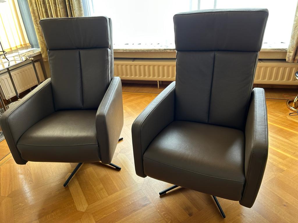 Lederen salon, Enlèvement, Comme neuf