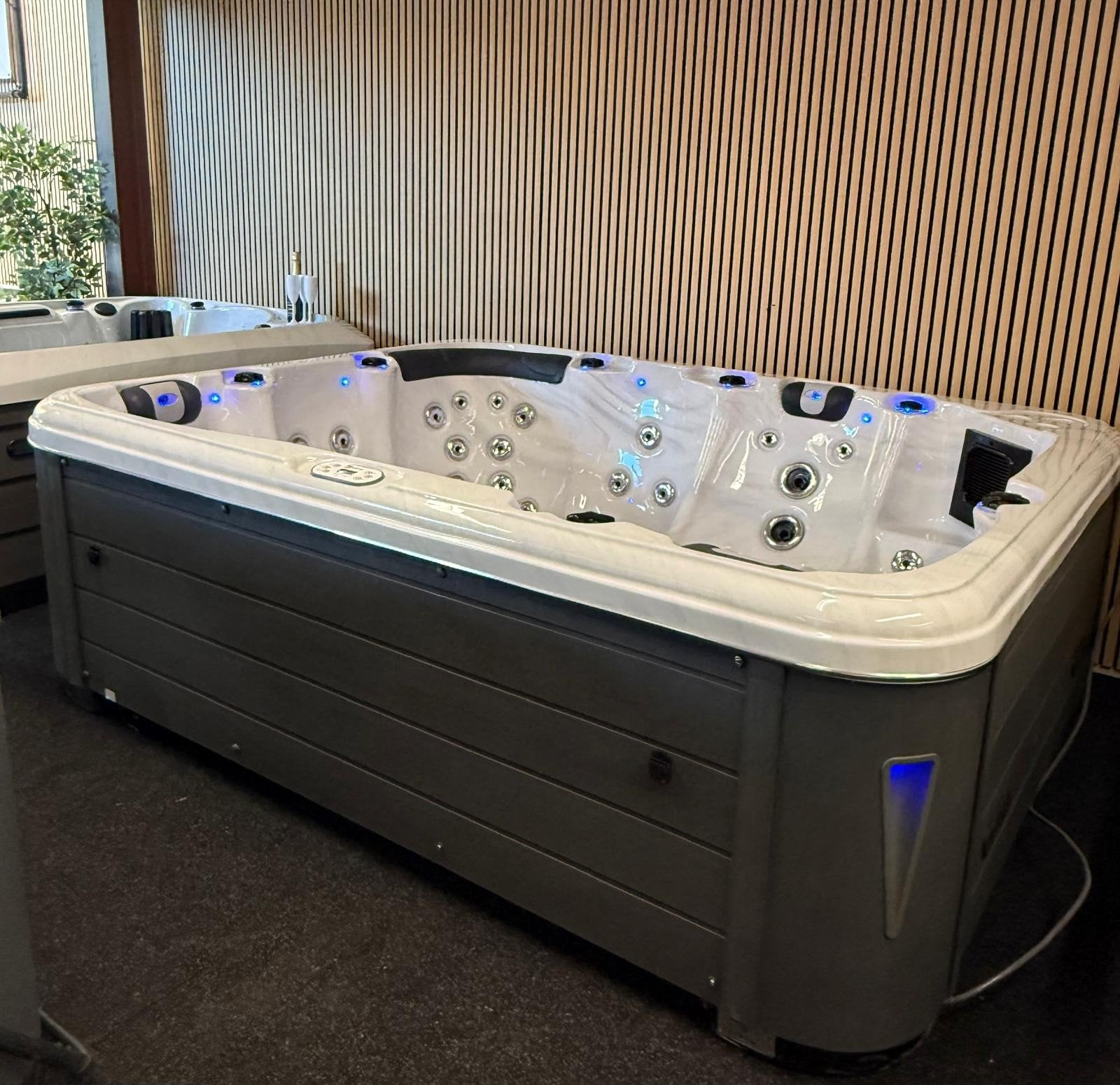 Jacuzzi | Spa Reose | Grote uitvoering 6per, Ophalen of Verzenden, Filter