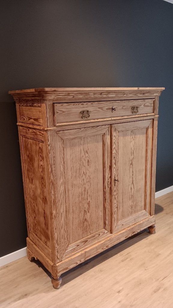 Buffet ancien en pin massif sablé, Maison & Meubles, Début 1900, 100 à 150 cm, Enlèvement, Utilisé